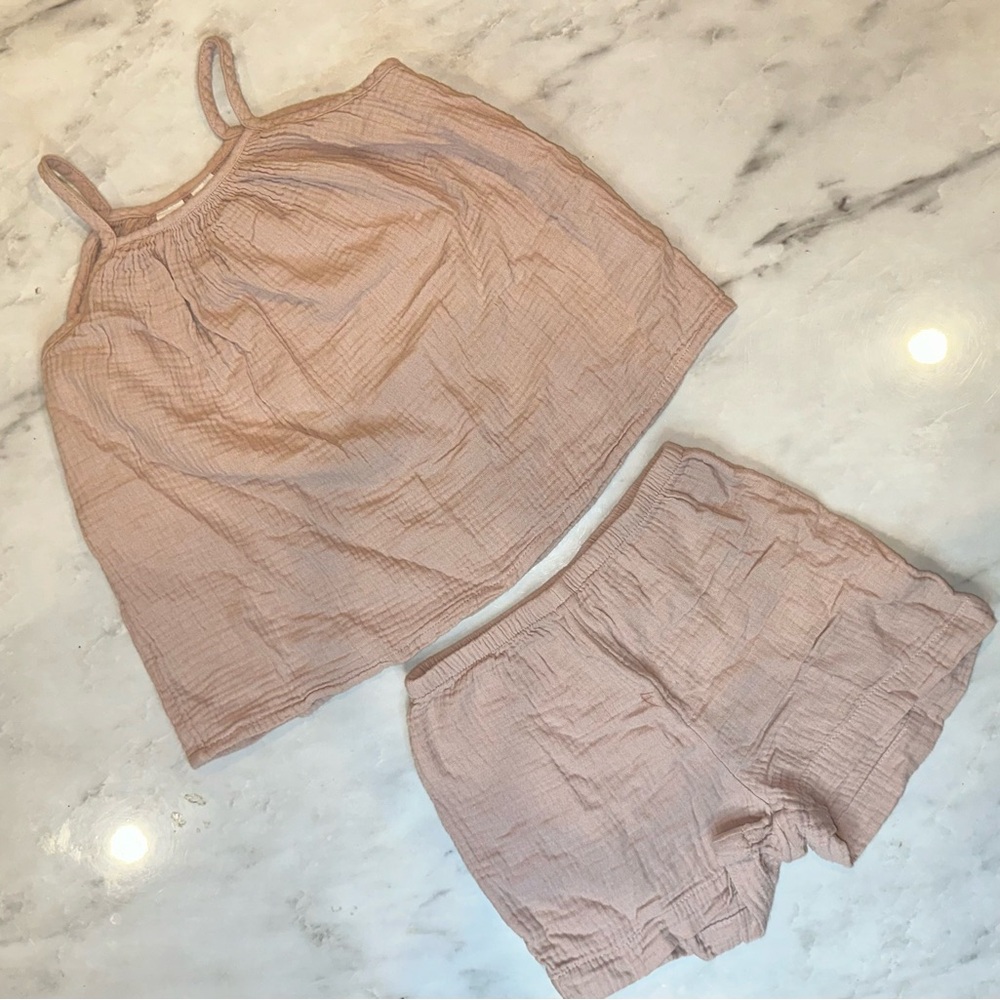 H&M Kids Tan tee & shorts set